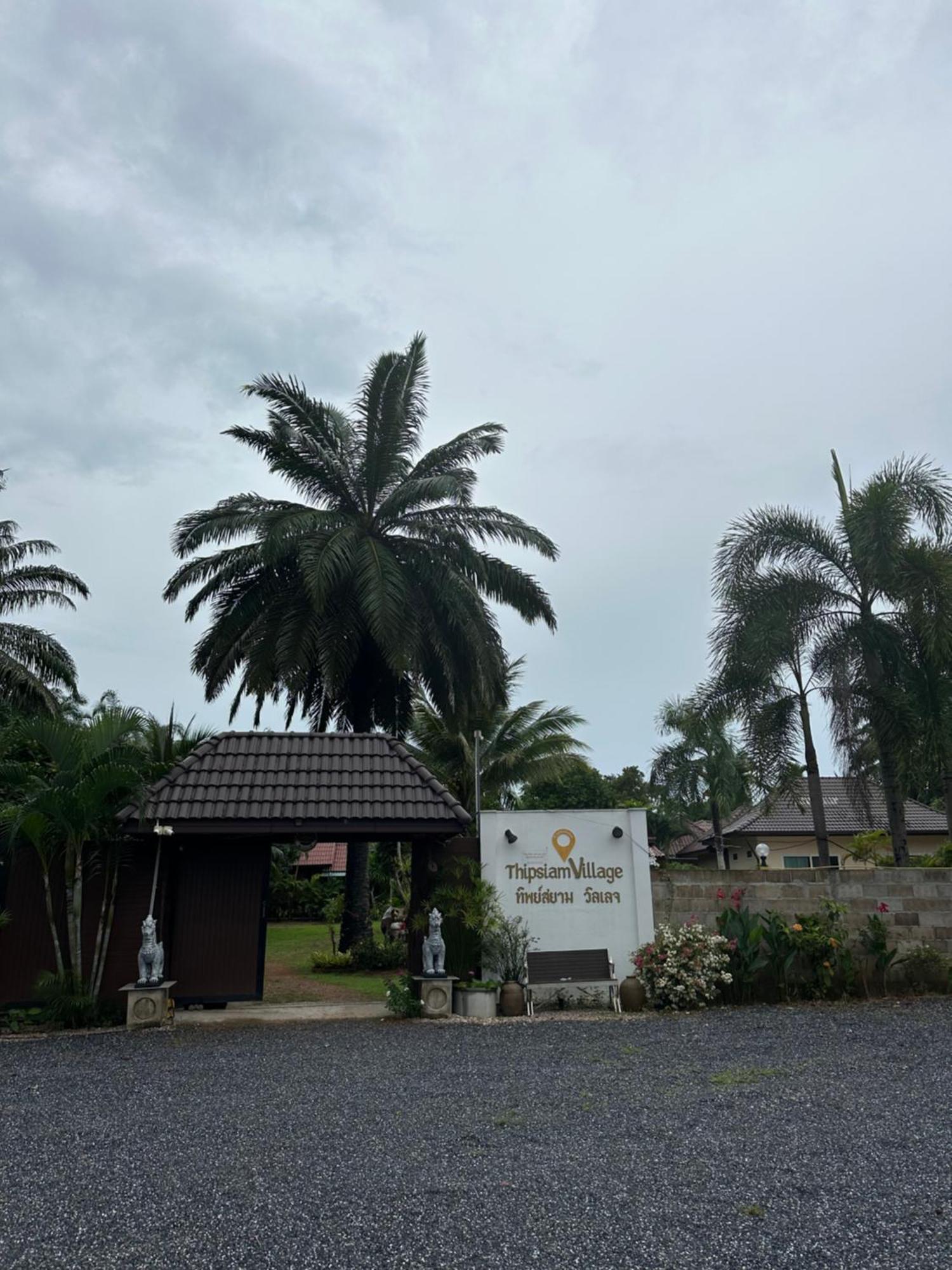 Thip Siam Village Ao Nam Mao Bagian luar foto