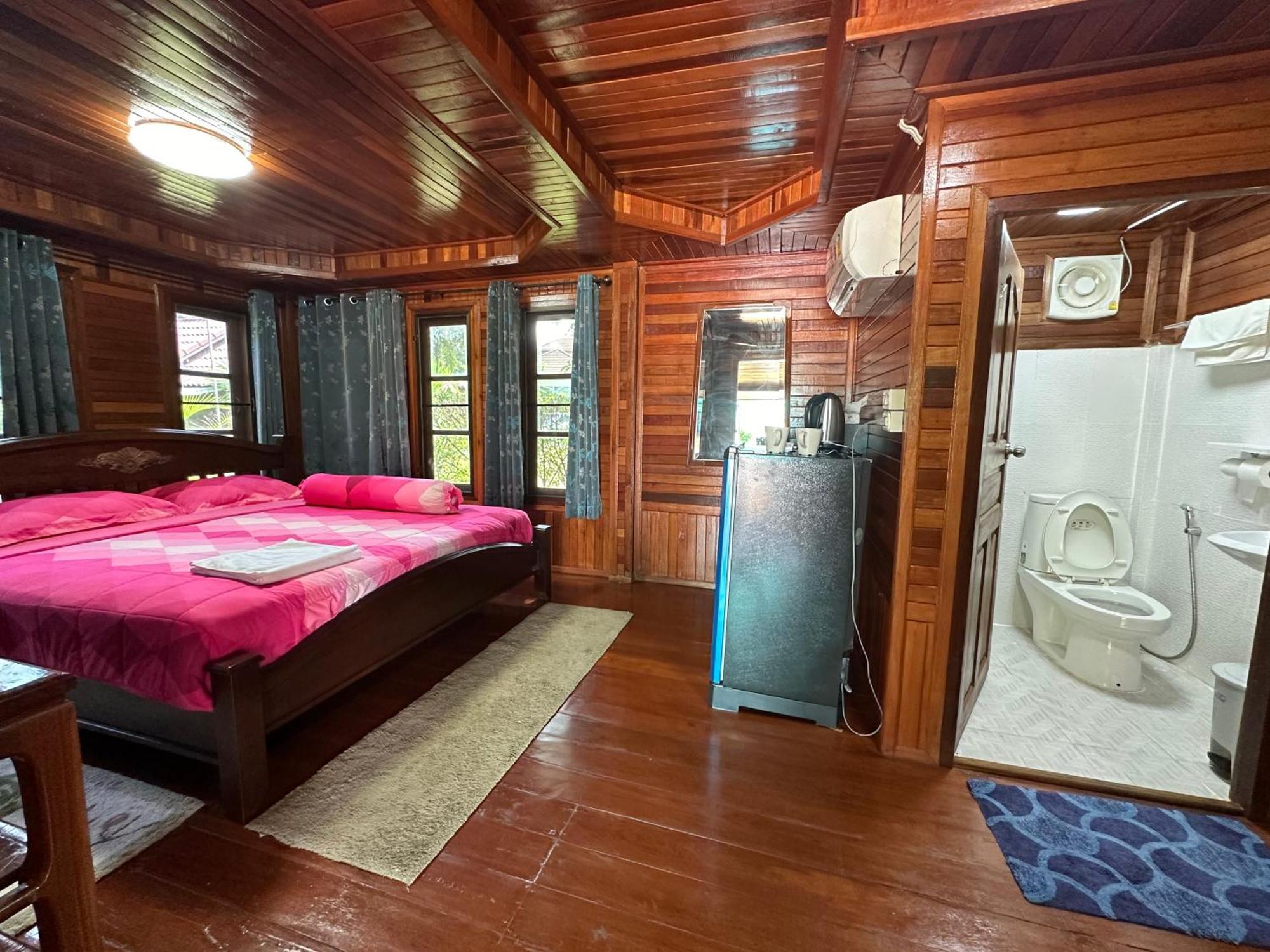 Thip Siam Village Ao Nam Mao Bagian luar foto
